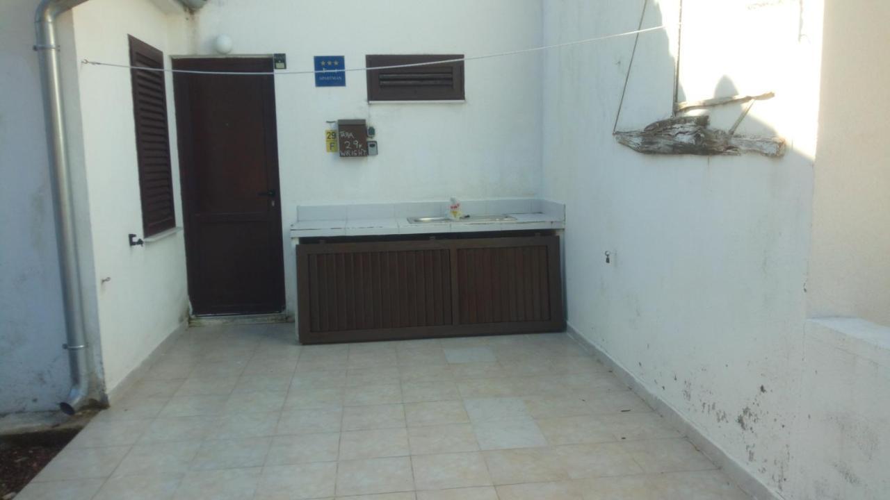 Apartment Tara Nečujam Exteriér fotografie