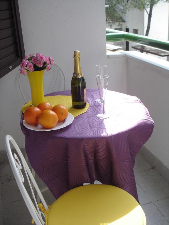 Apartment Tara Nečujam Pokoj fotografie